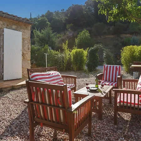 By Villa Fraisse-des-Corbieres