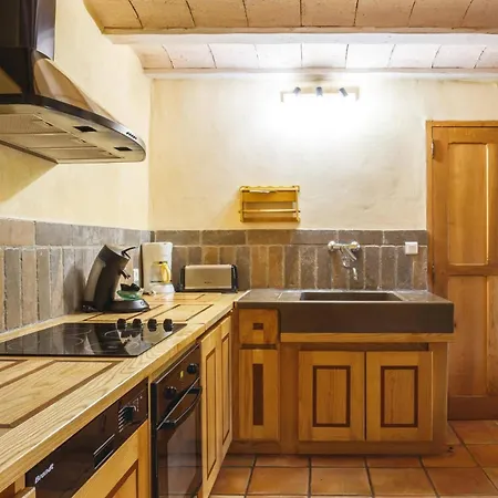 By Villa Fraisse-des-Corbieres